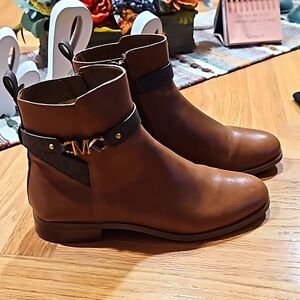Ankle boots by Michael kors